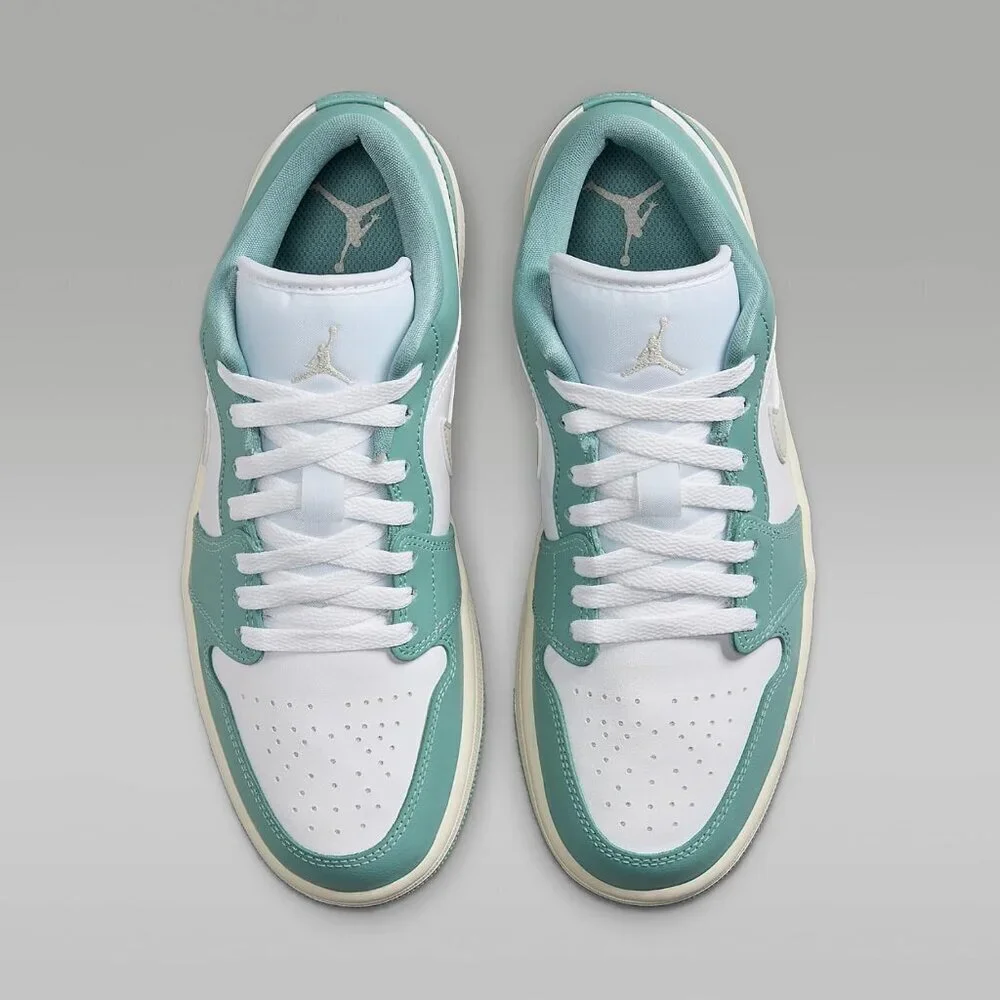 Women's Air Jordan 1 Low-Top Shoes